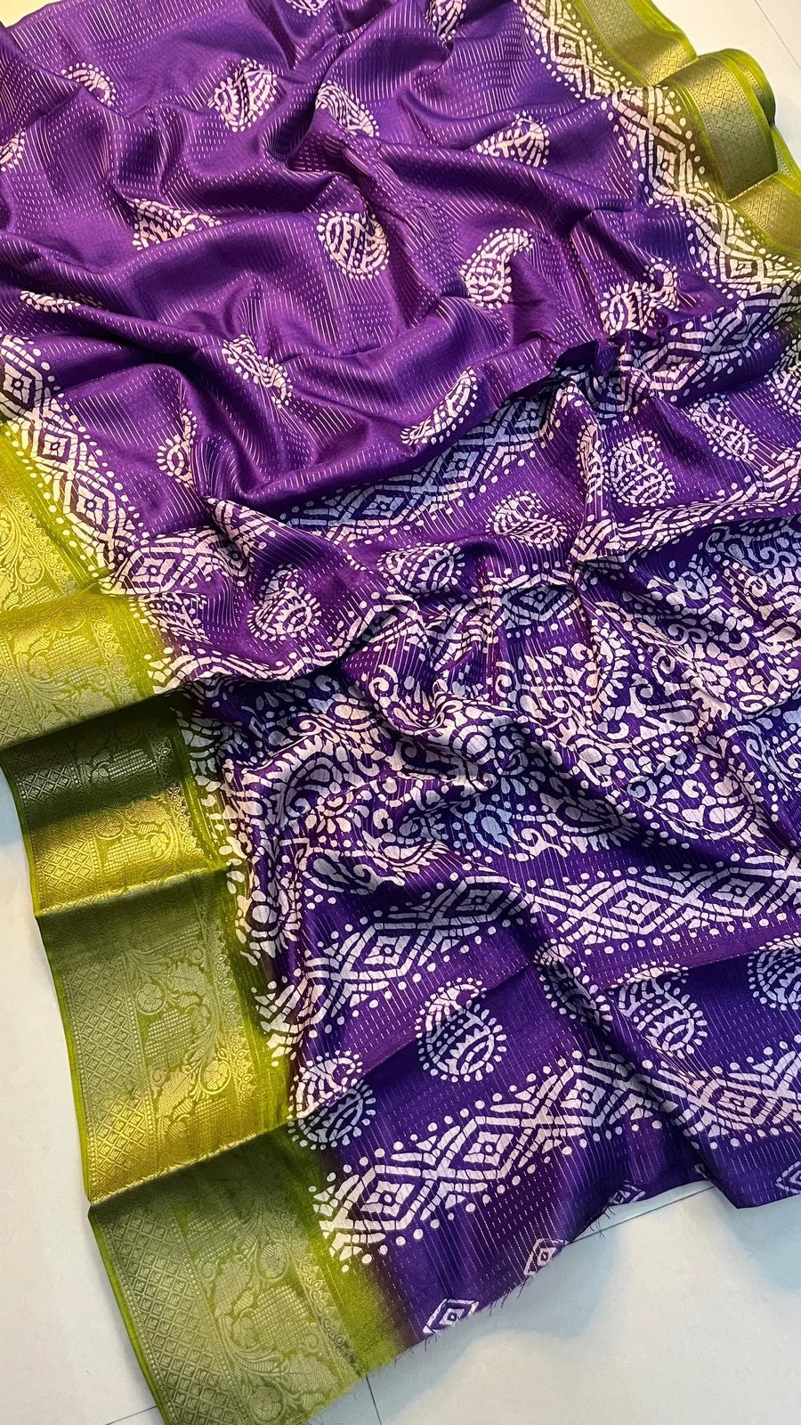 Kaviya checks - Trendies Attire