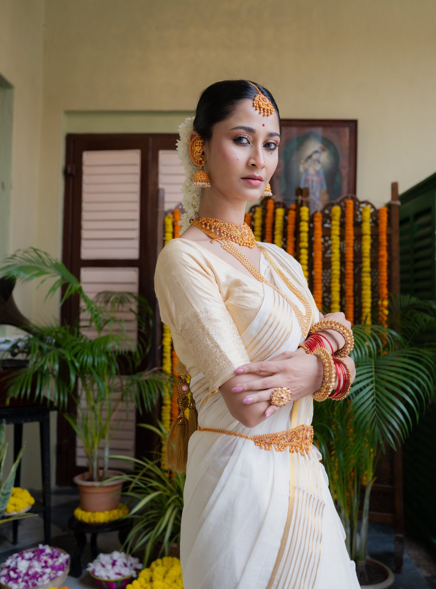 Swarna Mul Cotton Saree With Gold Zari Border