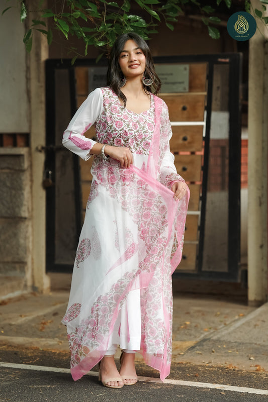 Mughal Rivayat - Handblock Cotton 3Pc stitched Suit Set