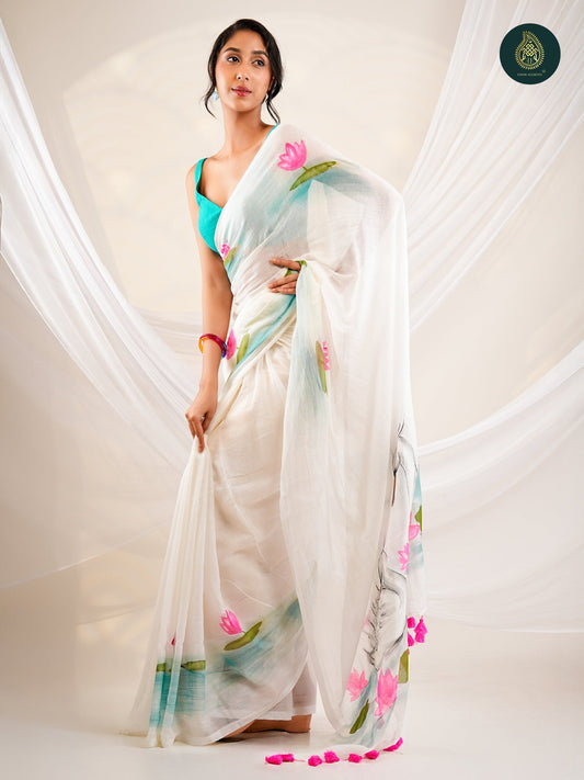 Ivory Mul Cotton Saree with Hand-Painted Pink Swan Motifs