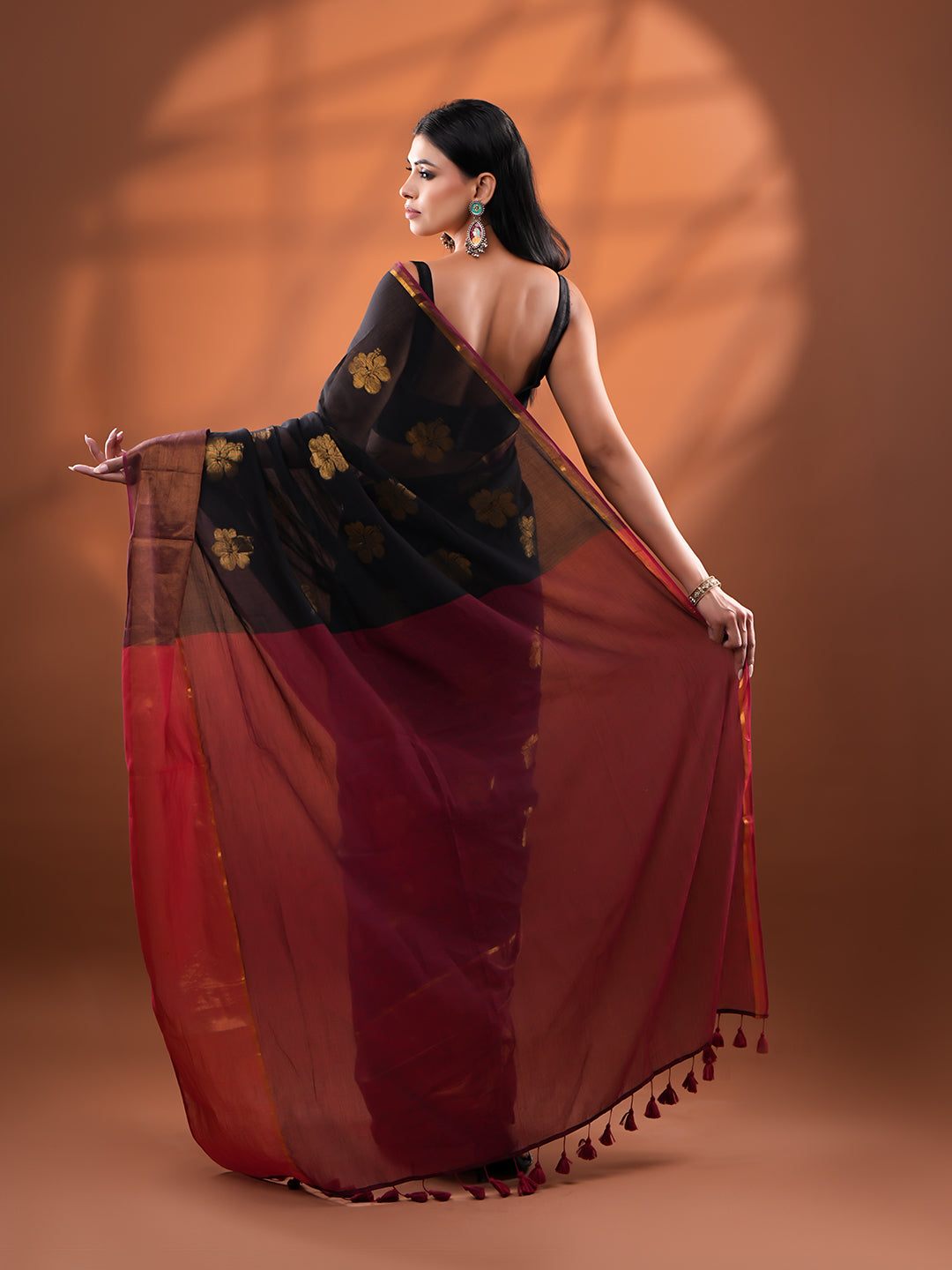 Black Mul Cotton Saree with Floral Zari Buttis & Contrast Wine Pallu
