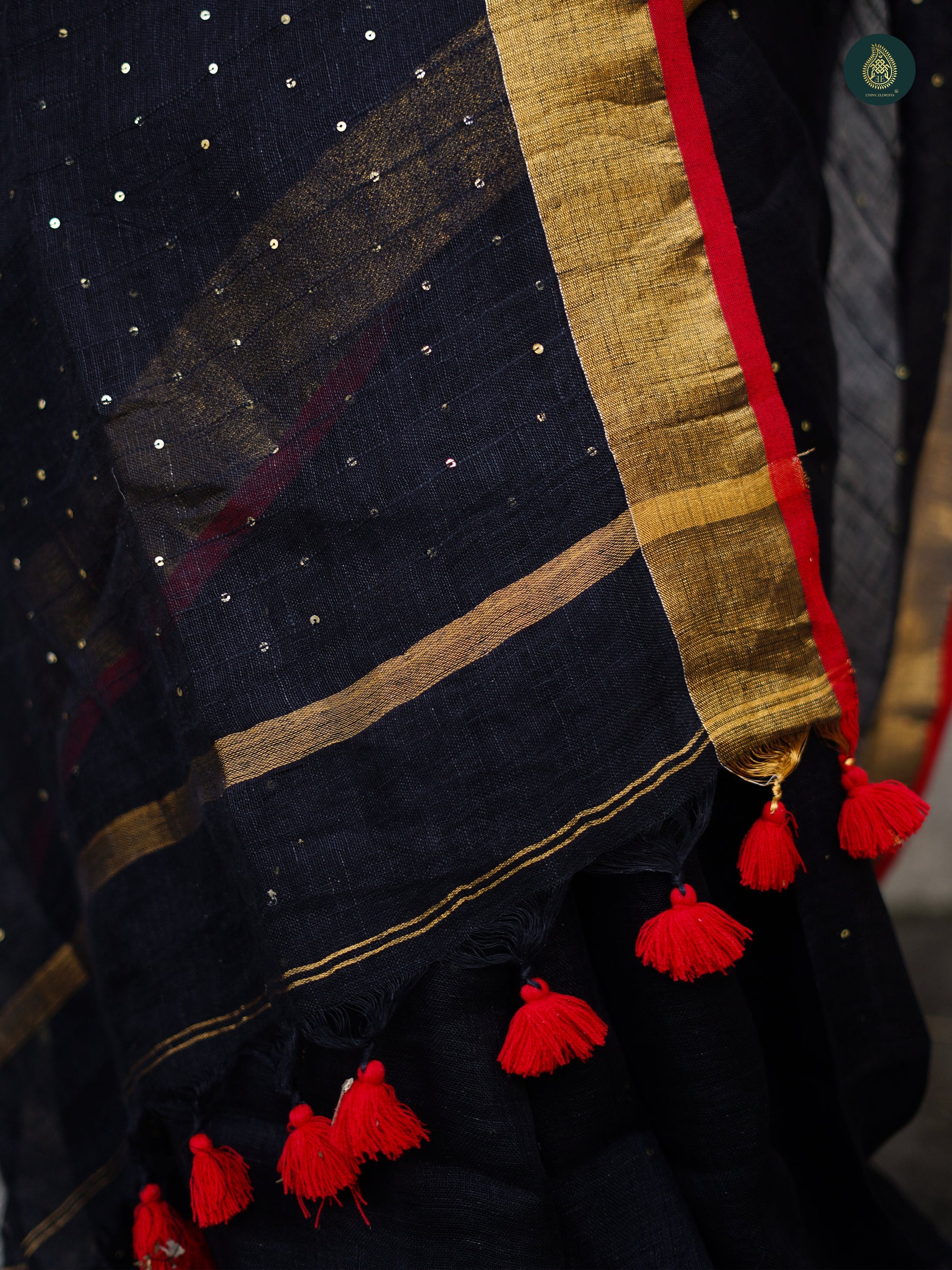 Premium Woven Linen Saree - Kaala Kesar