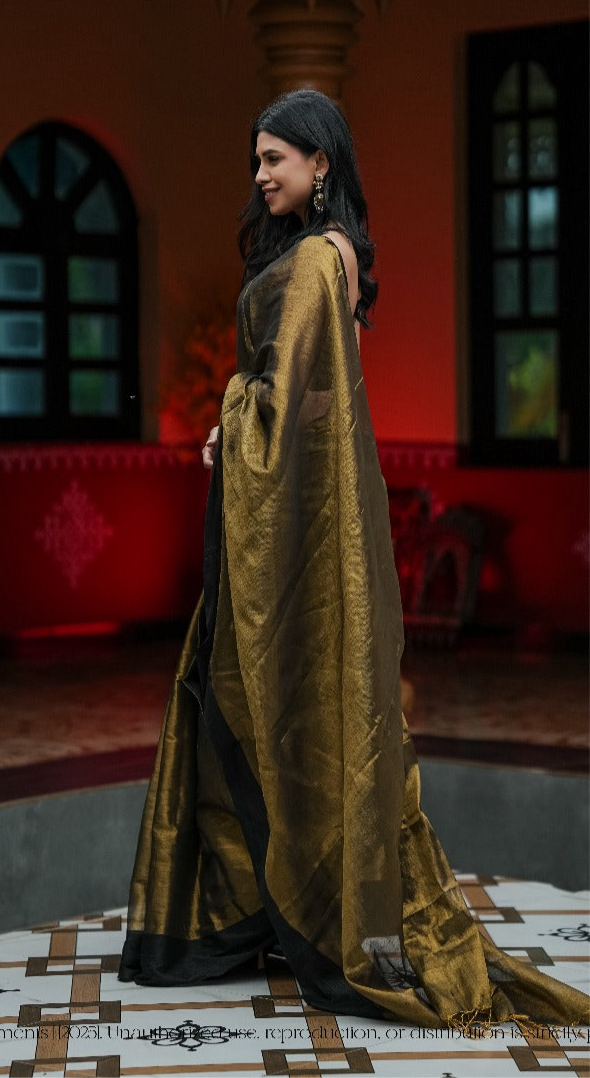 Mul Cotton Saree With Tissue - Aura