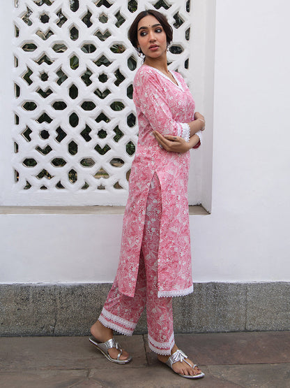 Janasya Women's Pink Pure Cotton Floral Printed Straight Kurta Set