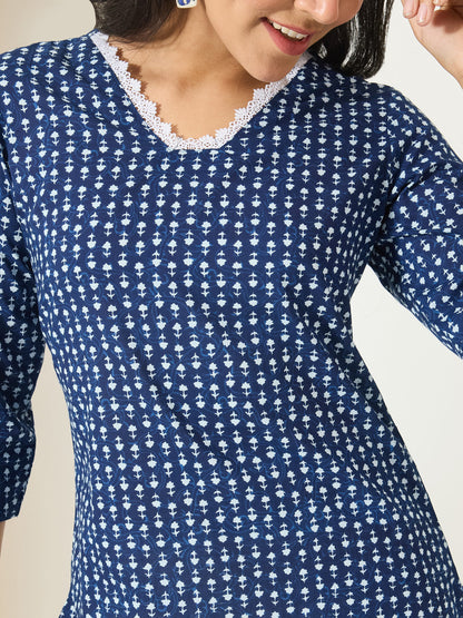 Janasya Women's Indigo Pure Cotton Ethnic Motifs Printed Straight Tunic