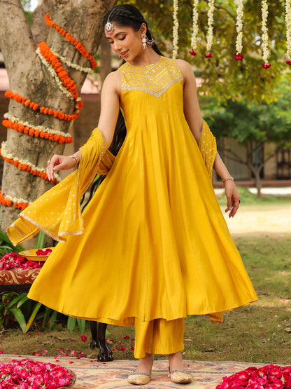 Janasya Women Yellow Chanderi Silk Embellished Anarkali Kurta Set With Dupatta