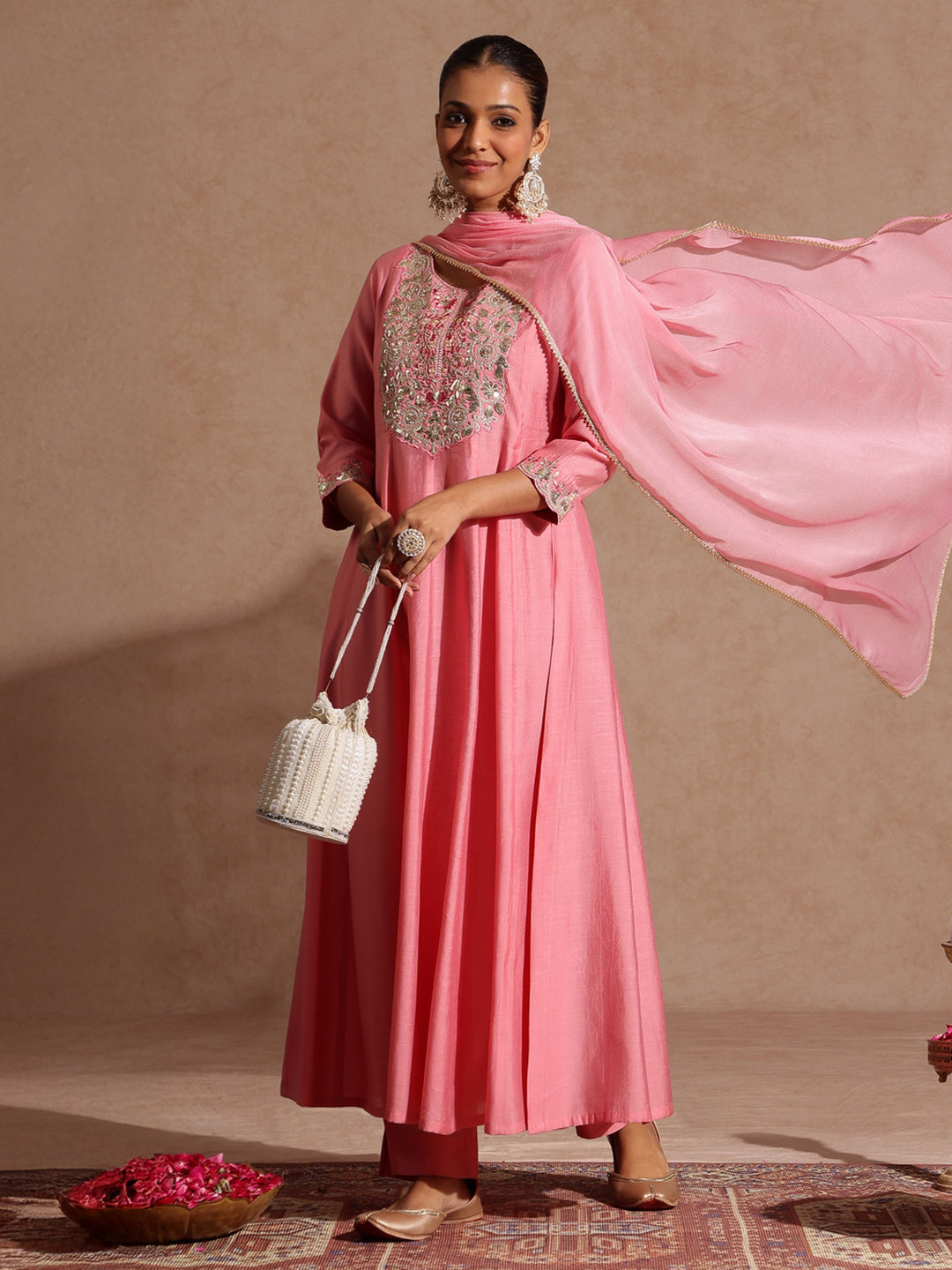 Janasya Women's Light Pink Chanderi Silk Zari Yoke Embroidered Anarkali Kurta Set