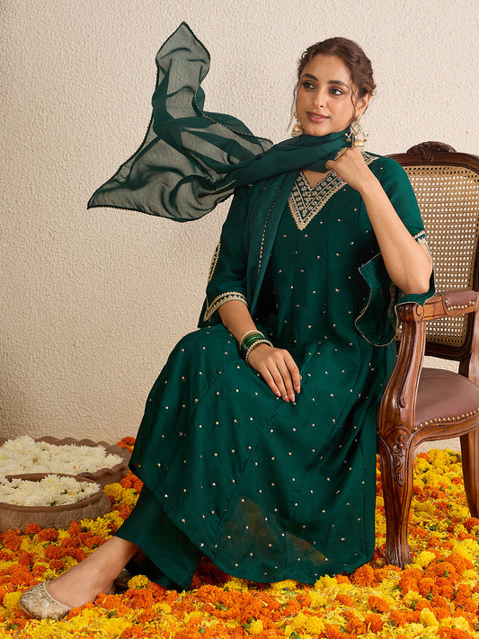 Janasya Women's Dark Green Silk Blend Floral Zari Embroidered Anarkali Kurta Set
