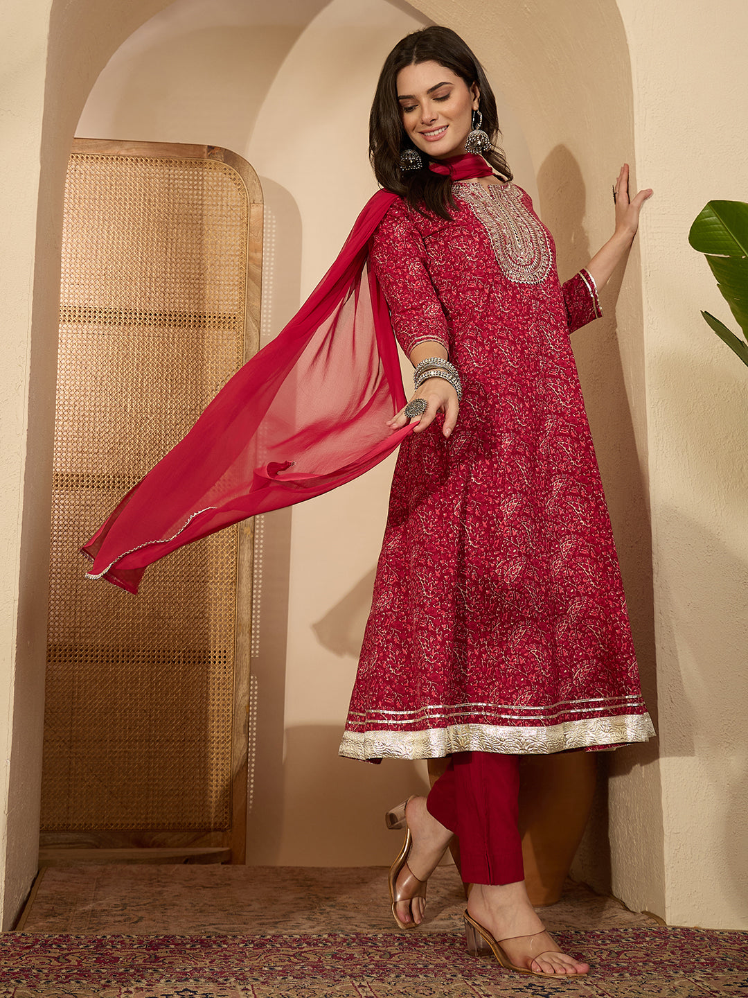 Janasya Women's Ruby Pink Pure Cotton Floral Printed Yoke Embroidered Anarkali Kurta Set