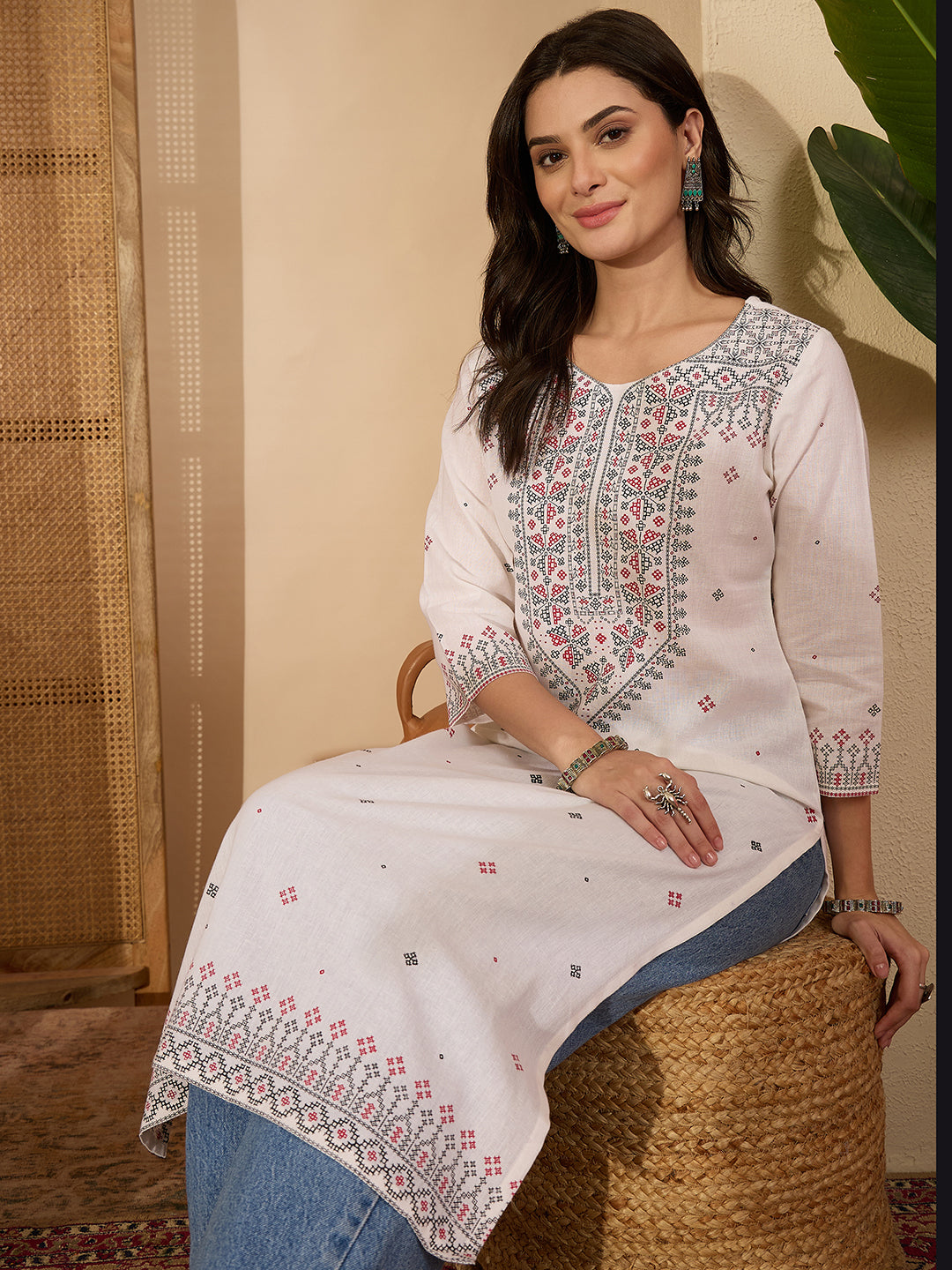 Janasya Women's White Linen Cotton Kasuti Motif Printed Straight Kurta