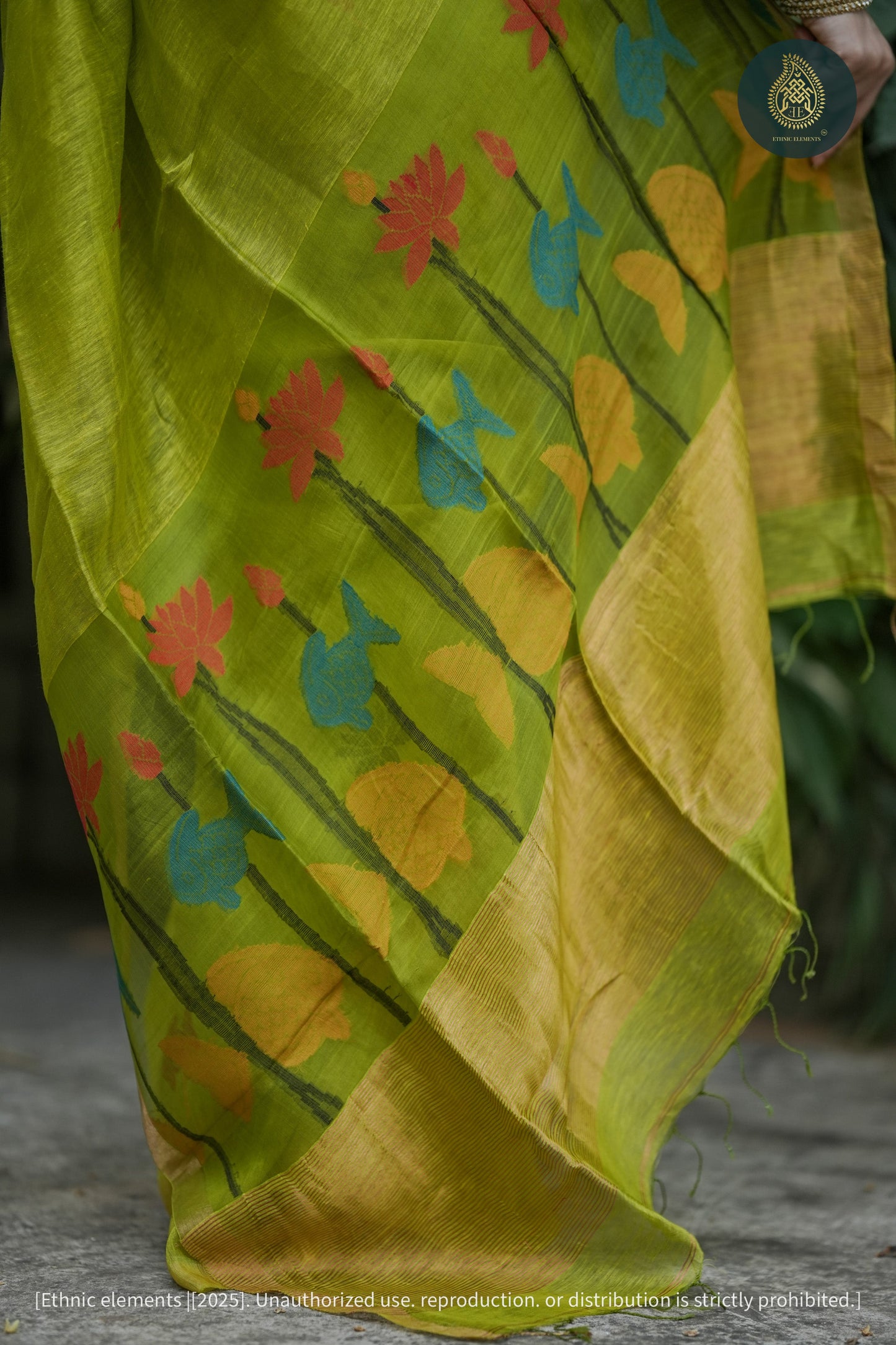 Neerja Jamdani Woven Linen Silk Saree