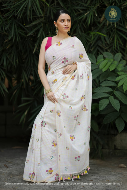 Phool Rekha - Mul Cotton Saree With Hand Kantha Embroidery