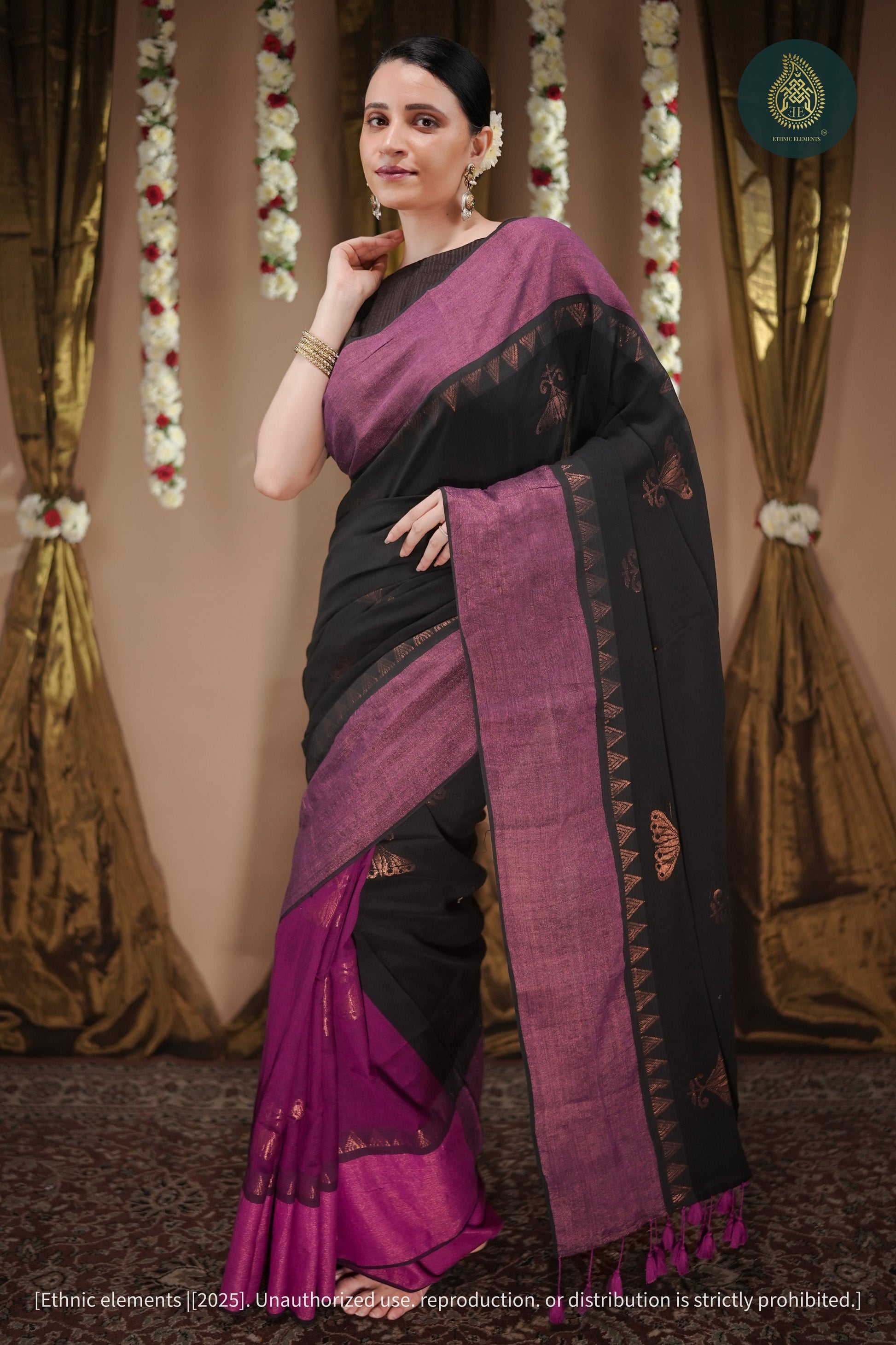 Kaashvi Handwoven Mul Cotton Zari Weaved Saree
