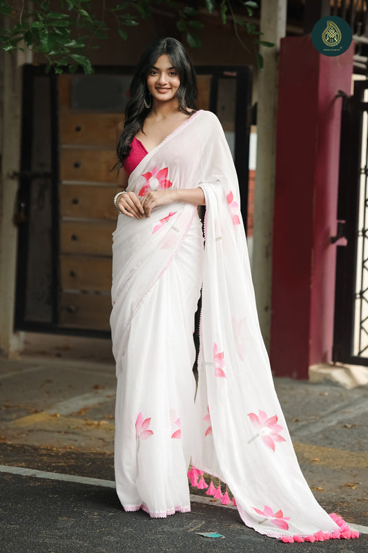 Lotus Floral Crochet Lace Mul Cotton Saree