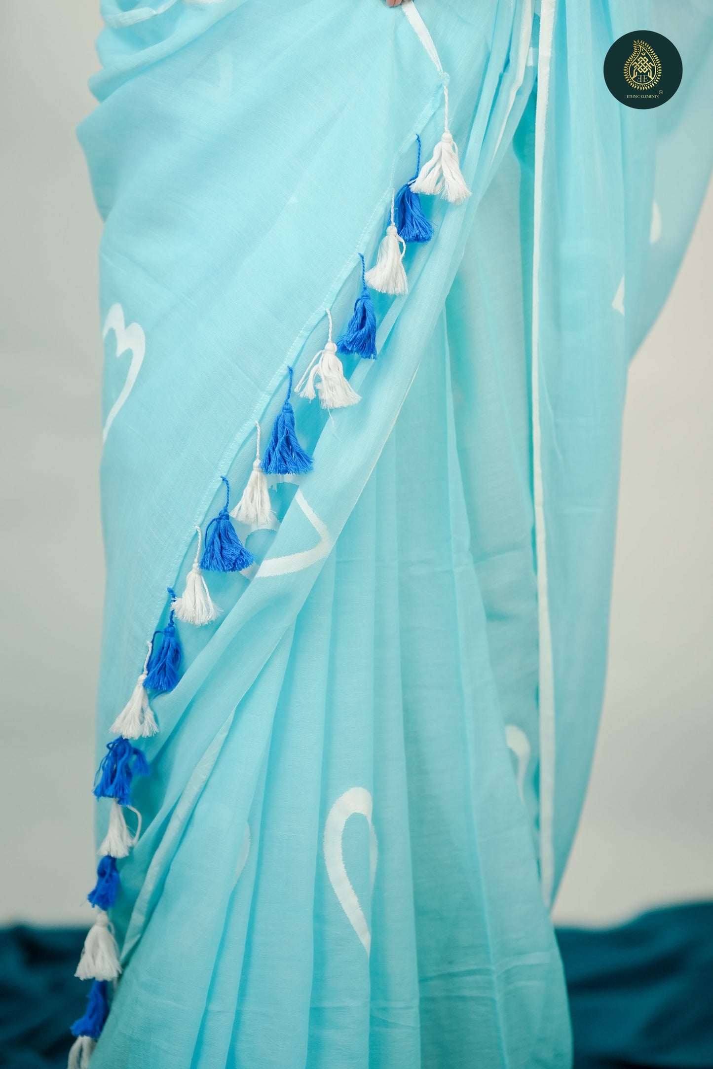 Valentine Skyline Handpainted Mul Cotton Saree