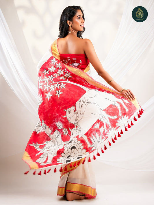 Ivory Mul Cotton Kasavu Saree with Handpainted Pattachitra Pallu