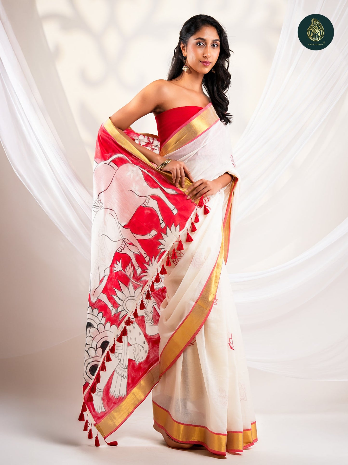 Ivory Mul Cotton Kasavu Saree with Handpainted Pattachitra Pallu