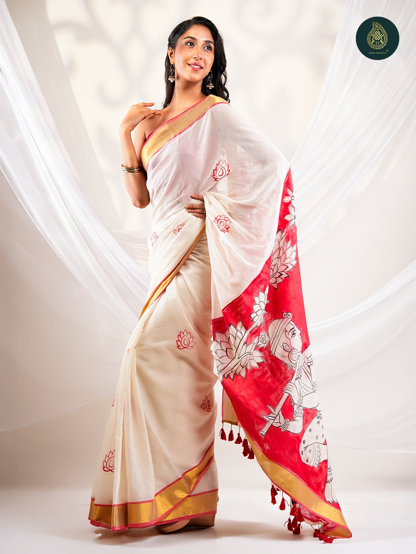 Ivory Mul Cotton Kasavu Saree with Handpainted Pattachitra Pallu