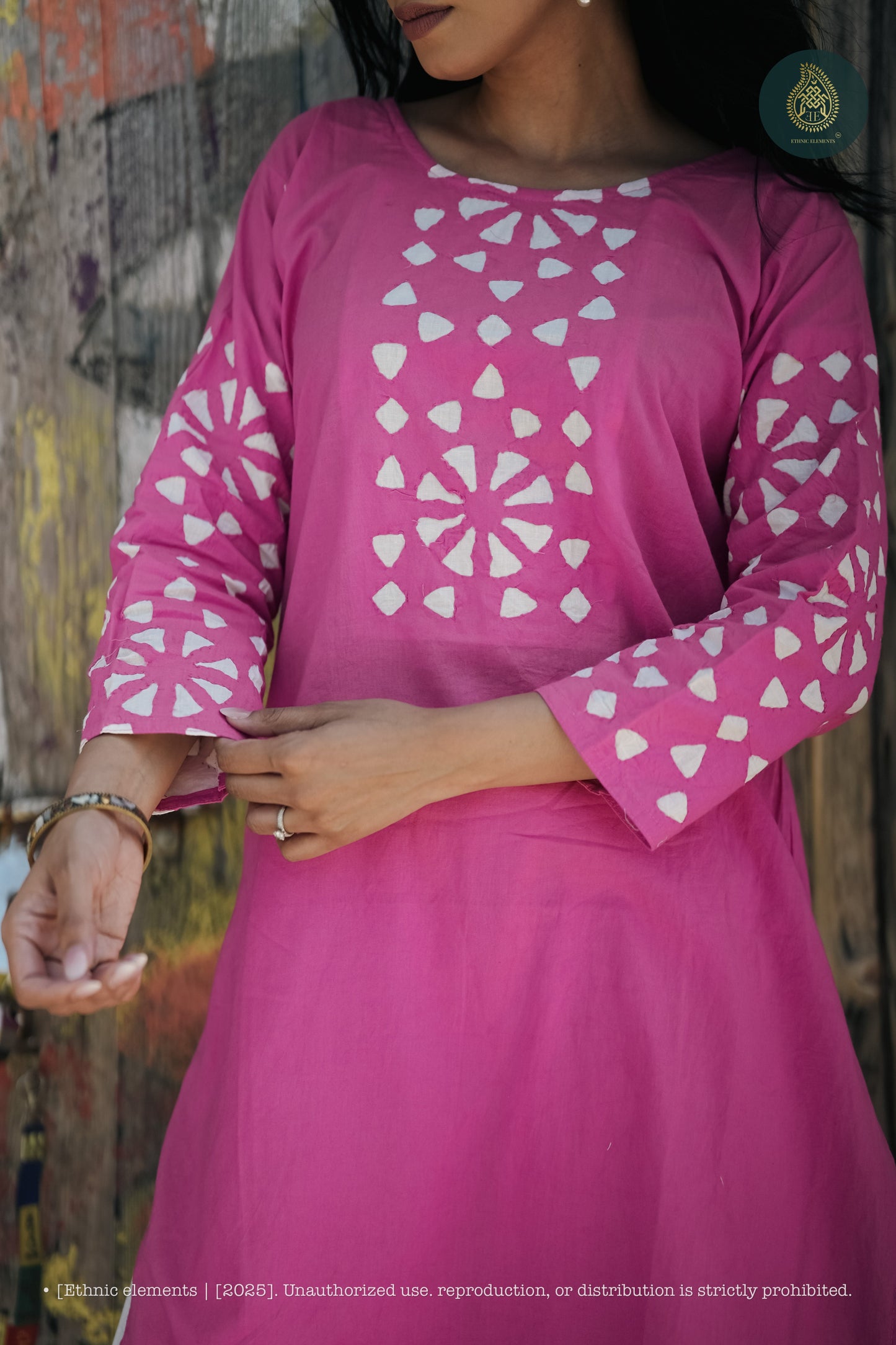 Stitched 2Pc Applique Suit Set - Meher Rose