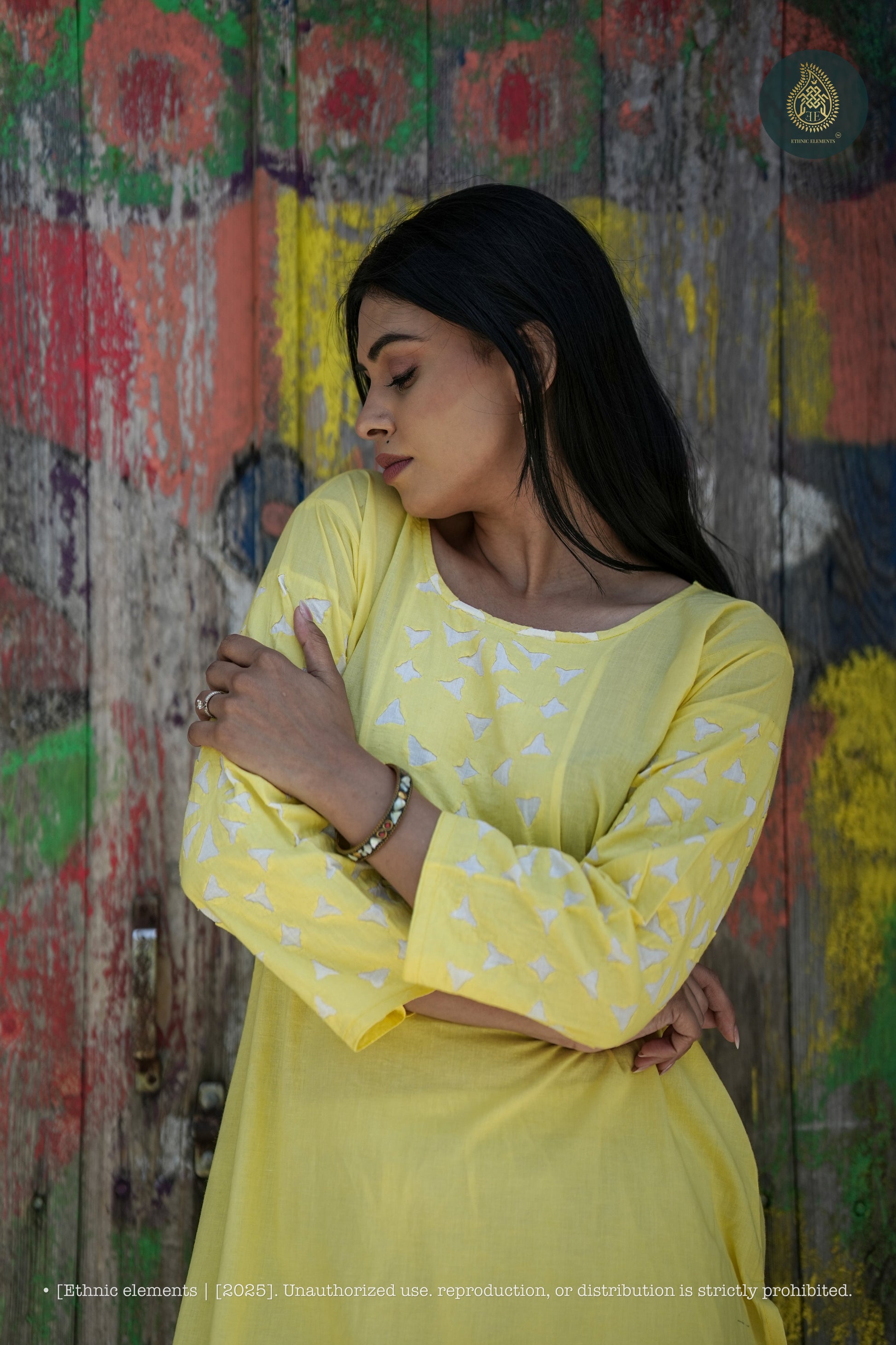 Stitched 2Pc Applique Suit Set - Meher Butter Cream