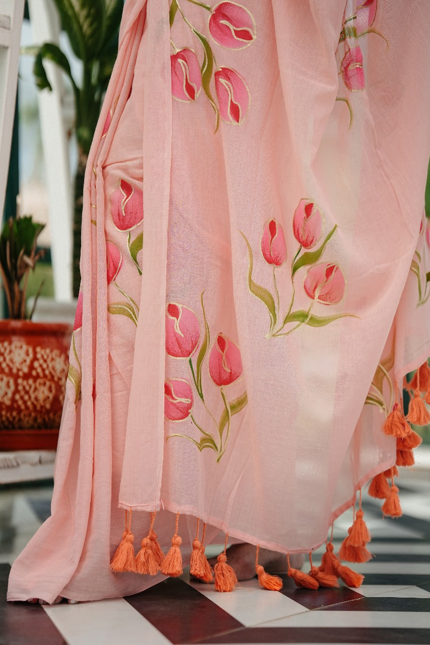 Mul Cotton Hand-Painted Tulip Saree - Peach